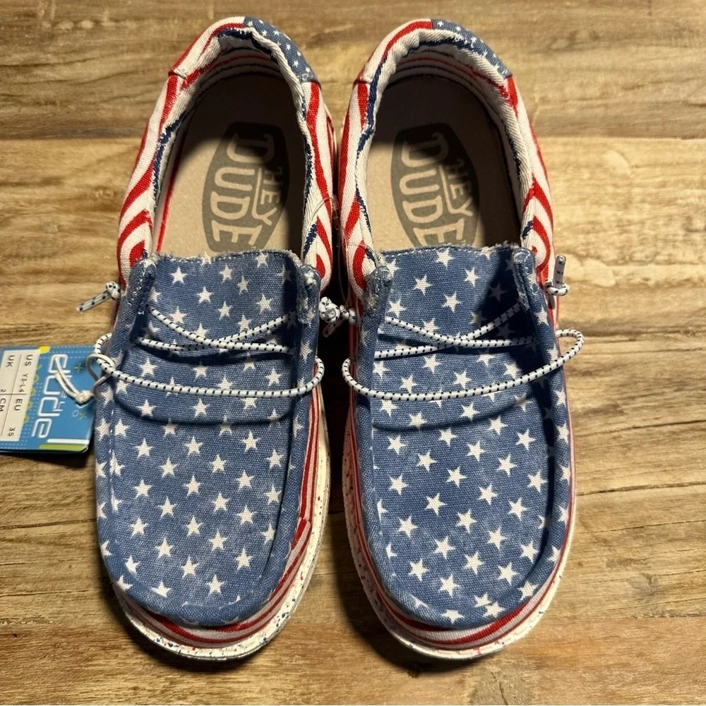 Hey Dude Wally Youth Patriotic Stars And Stripes Unisex Shoes Y3-L4 USA NWT